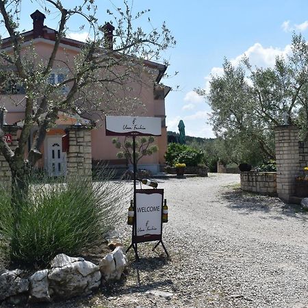 Appartement Apartman Fachin à Motovun Extérieur photo